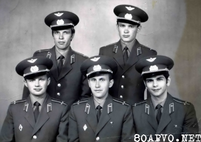 Группа офицеров – выпускников гражданских ВУЗов (1977)
