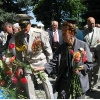 Возложение цветов у памятника Амет-Хану Султану (Киев)